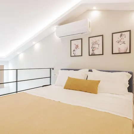Stylish & Elegant Loft In The Center شقة *